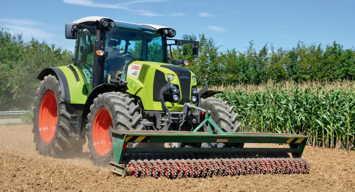 Claas Arion 460, un tracteur compact et polyvalent.