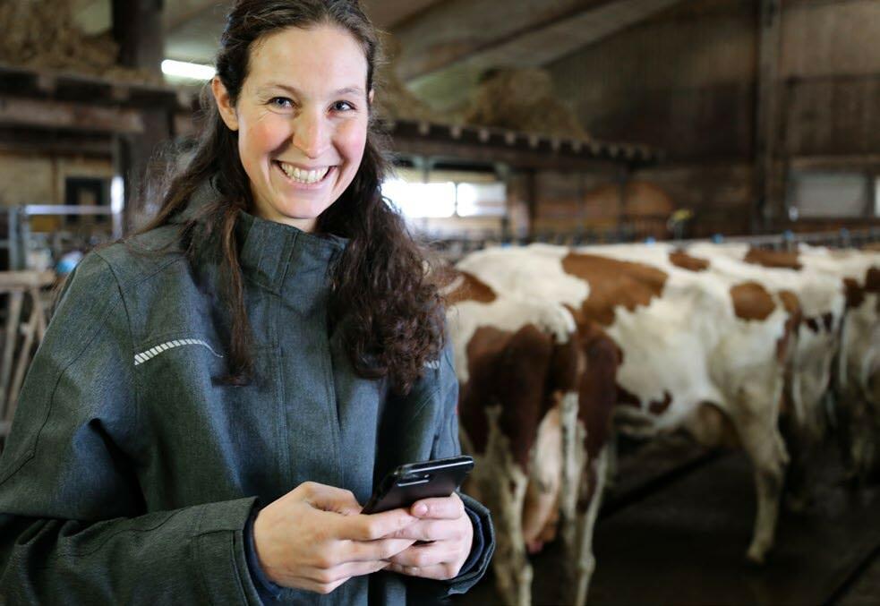 Elle met en scène ses vaches en faisant preuve d’un grand professionnalisme : la 
paysanne Marina Boller. 