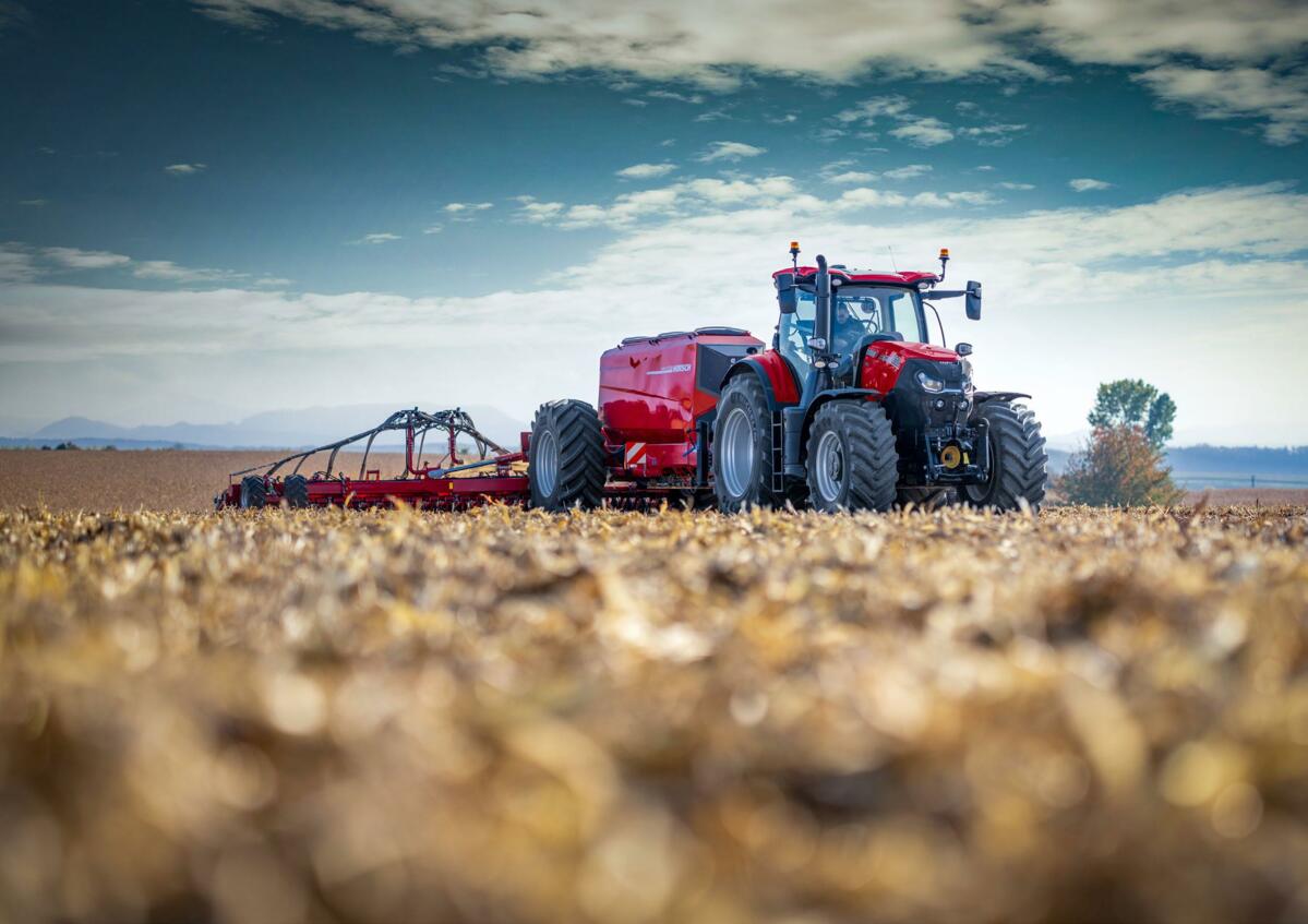 La cabine, la technologie embarqu&#xE9;e ou l&#x2019;&#xE9;clairage sont des &#xE9;quipements importants pour le travail et le confort.