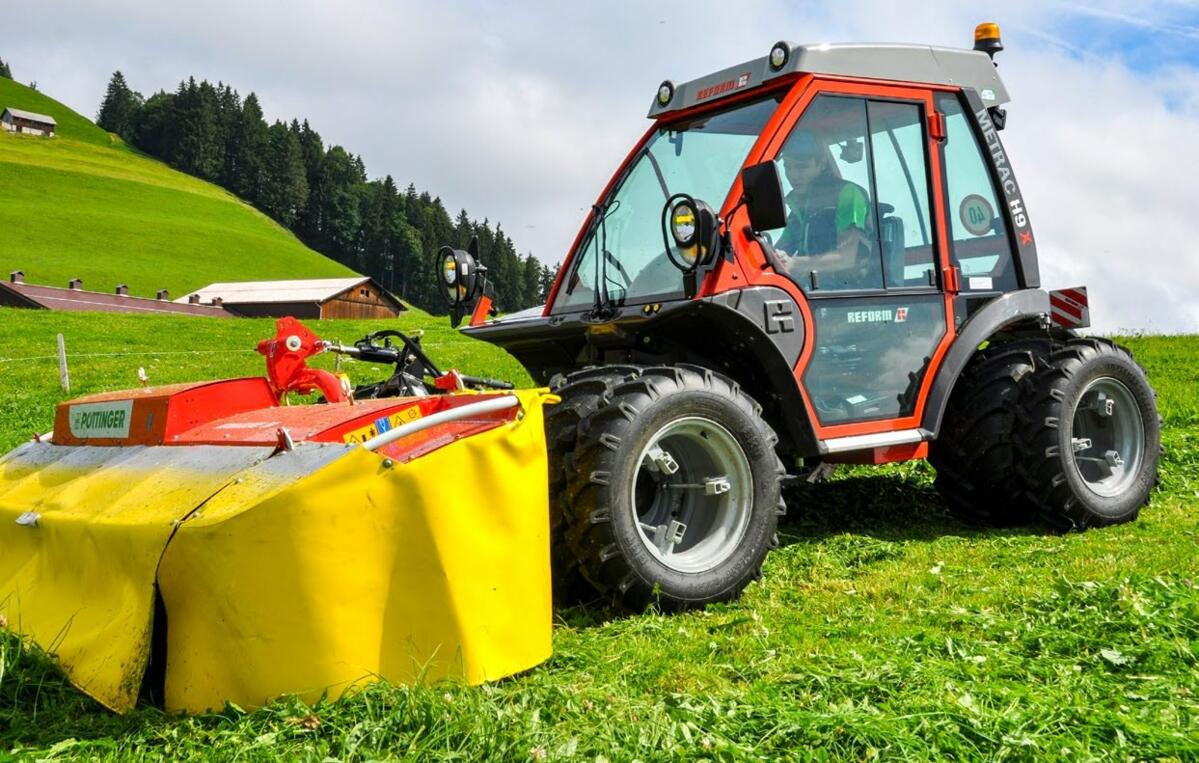 Der neue Metrac H9 X bietet mehr Leistung und erfüllt die Abgas
normen der Stufe 4.