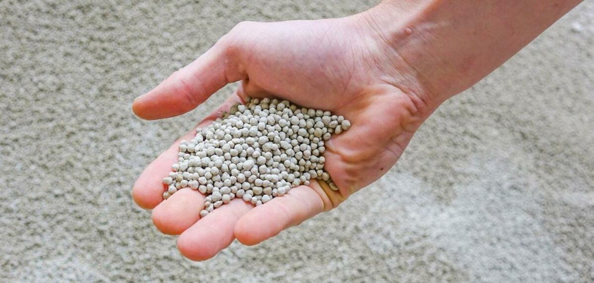 Le nitrate d&#x2019;ammoniaque Landor contient les deux formes de l&#x2019;azote que sont l&#x2019;ammonium et le nitrate.