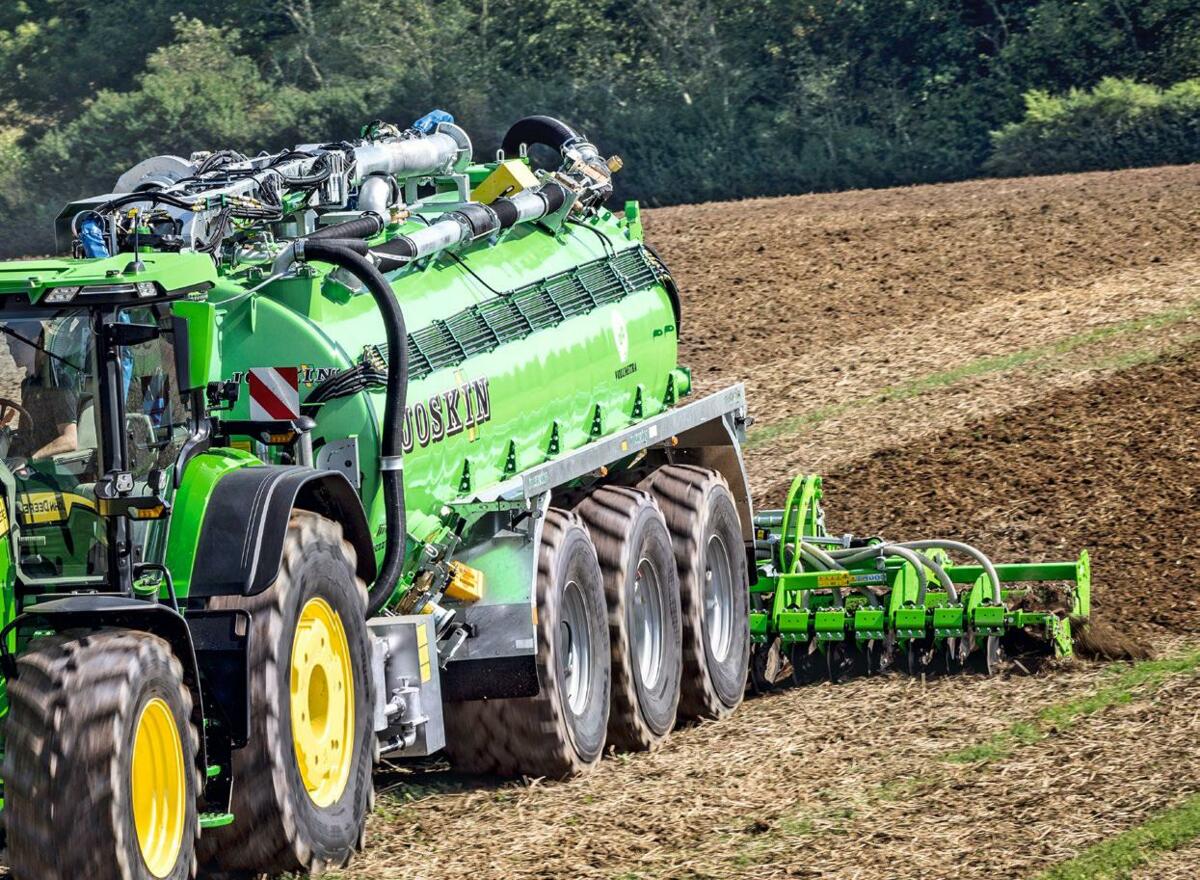 Da die Zusammensetzung der G&#xFC;lle sehr heterogen ist, ist es notwendig, zus&#xE4;tzlich zum Infrarotsensor einen Durchflussmesser zu installieren,&#...