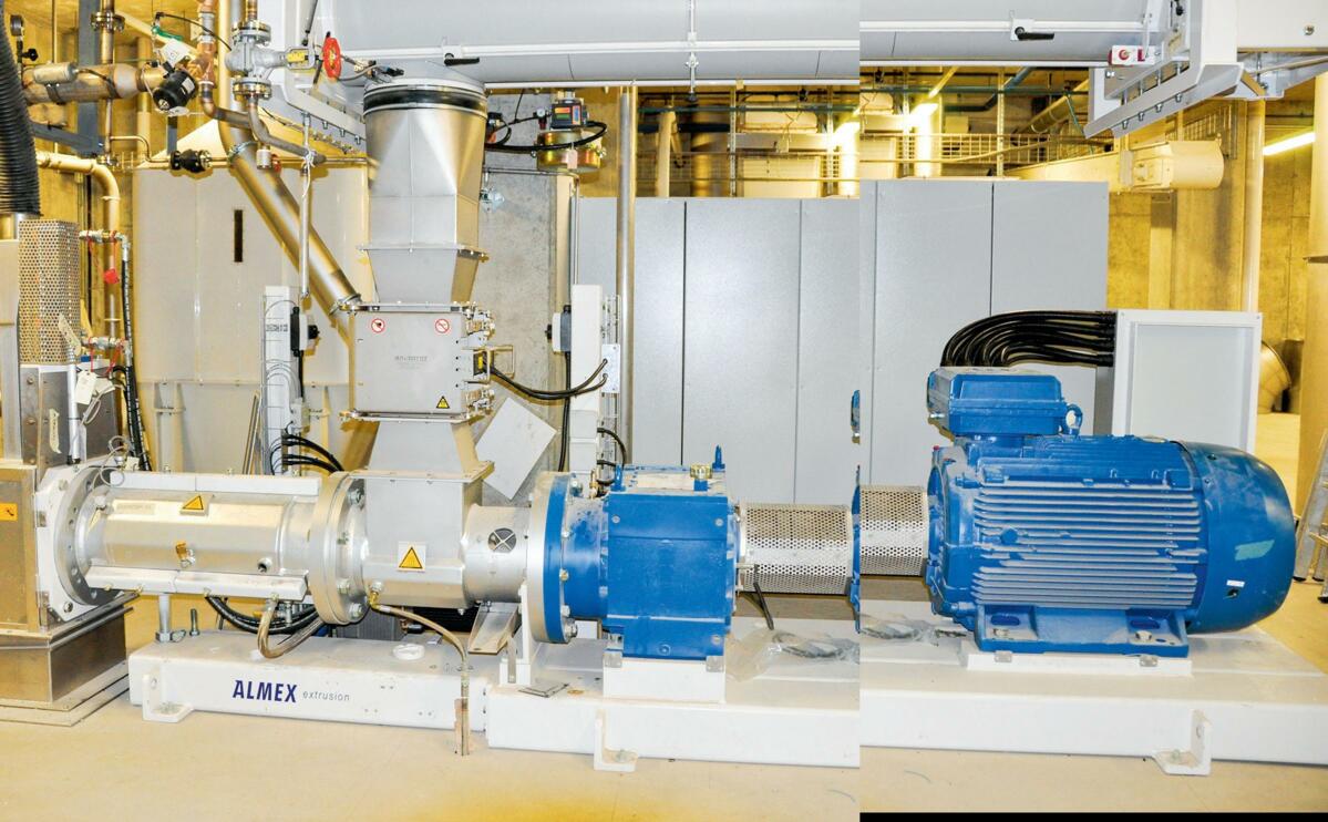 Suite au processus d&#x2019;expansion, l&#x2019;aliment est compress&#xE9; et malax&#xE9;. Il est plus digeste et les agents pathog&#xE8;nes causant des...