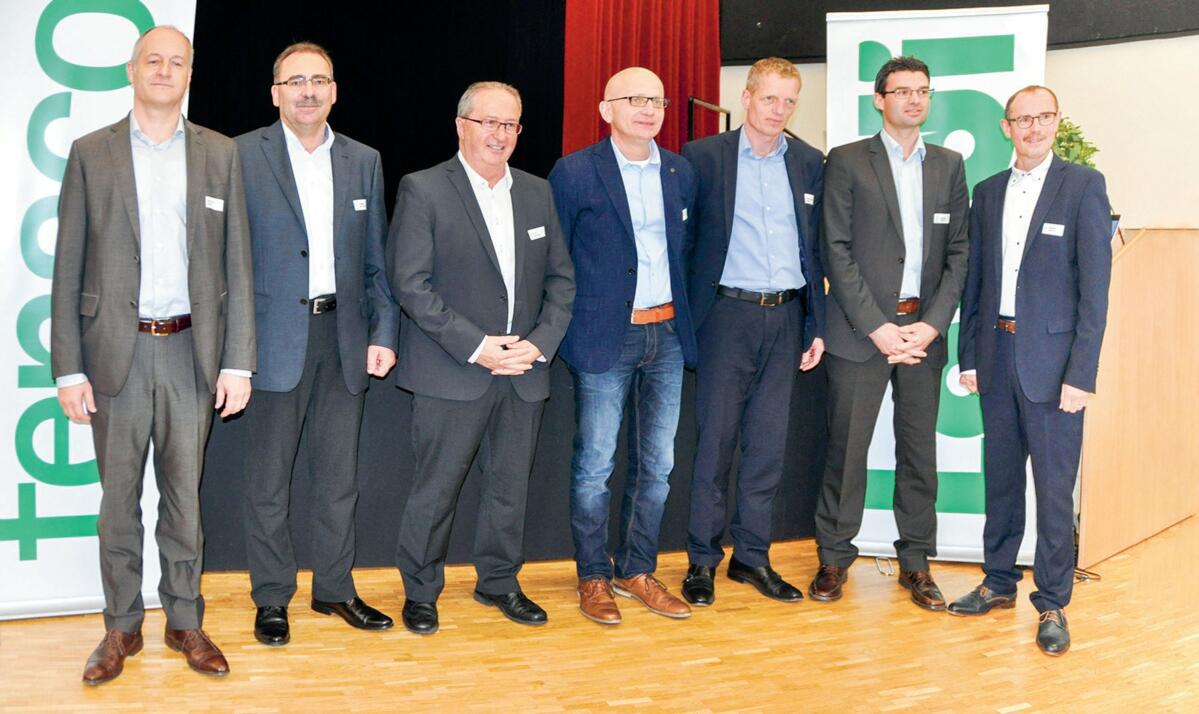 Die Referenten des Maxi-Events (v.l.n.r.): Heinz Mollet, Joseph von Rotz, Pius Eberhard, Pietro Realini, Hansj&#xF6;rg Reiss, Andreas Rohner und Fortuna...