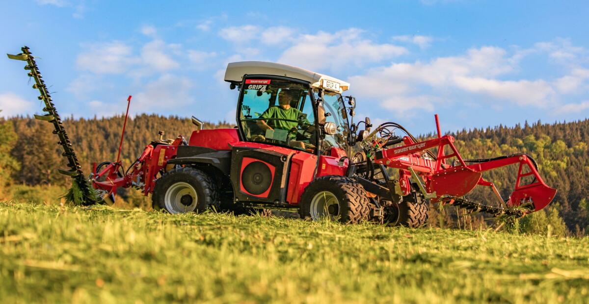 Ein Fahrzeug mit 70 PS gen&#xFC;gt, um eine acht Meter breite Maschine anzutreiben.&#xA0;