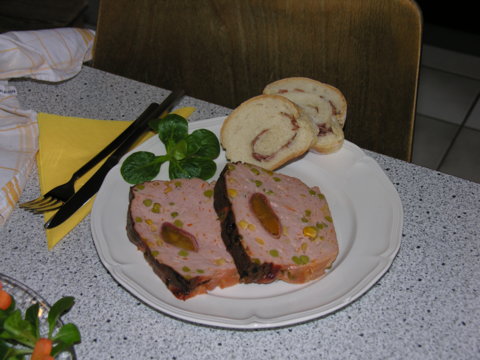 Pain de viande avec cœur de pomme