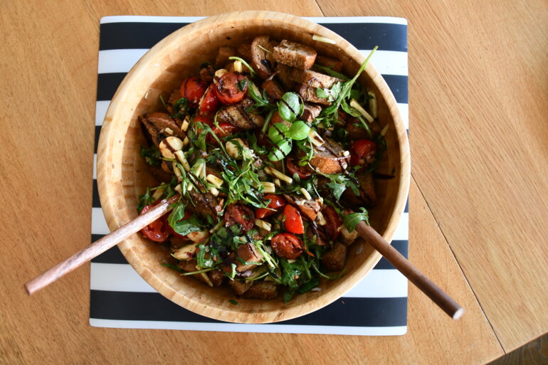 Salade toscane au pain