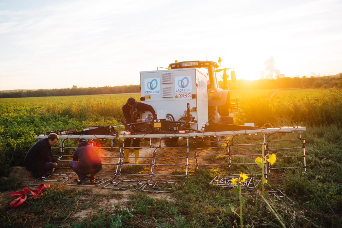 fenaco und Crop Zone vereinbaren strategische Zusammenarbeit