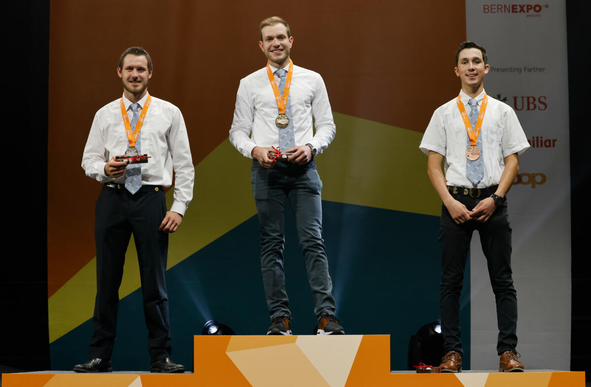 Matthias Baumann de Madiswil BE, champion de Suisse de l’agriculture; Patrick Schär de Rohrbachgraben BE, 2ème et Stefan Hadorn de Burgistein BE, 3ème.