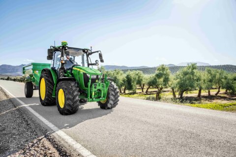 5M Tractor in Transport