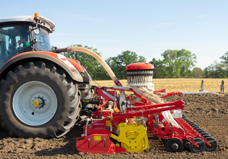 AEROSEM_5002FDD_LION_503C_STEYR_hq_