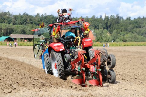 Andelfingen Wettpflügen 2020 Winteler