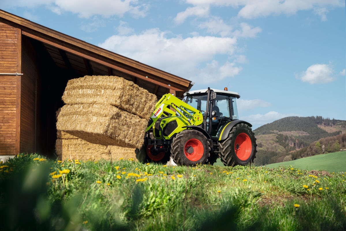 Nouvelles séries Claas Elios 200 et Axos 200