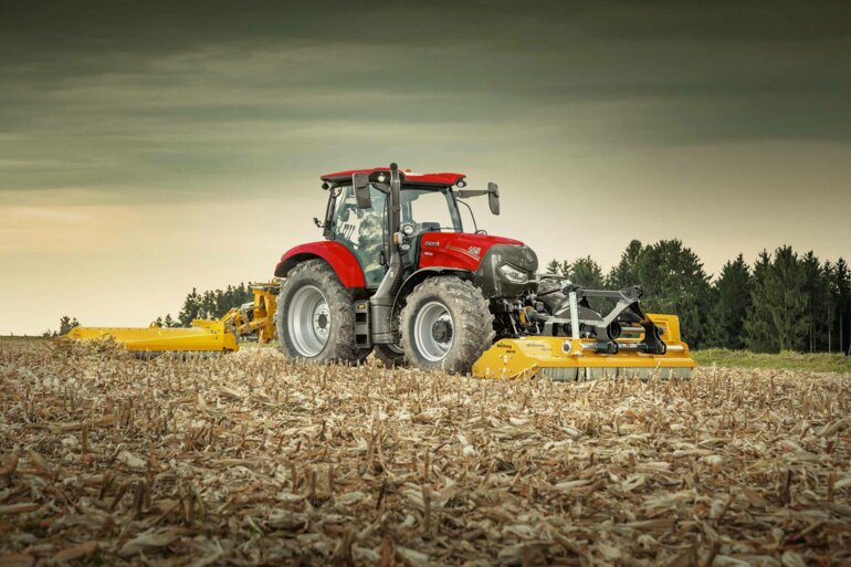 CASEIH_MAXXUM_145_CVXDrive_FIELDWORK