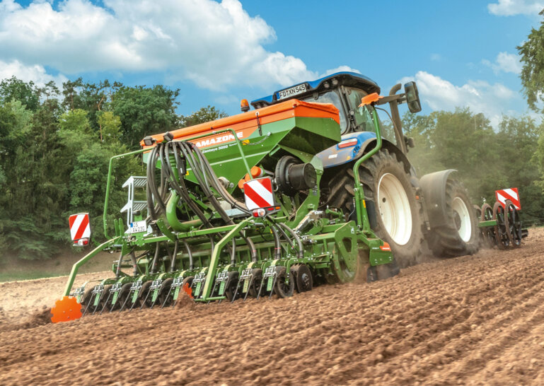 Centaya3000Special_KE3002-190_NewHolland_d0_kw_DJI_0971_d1_220831_s