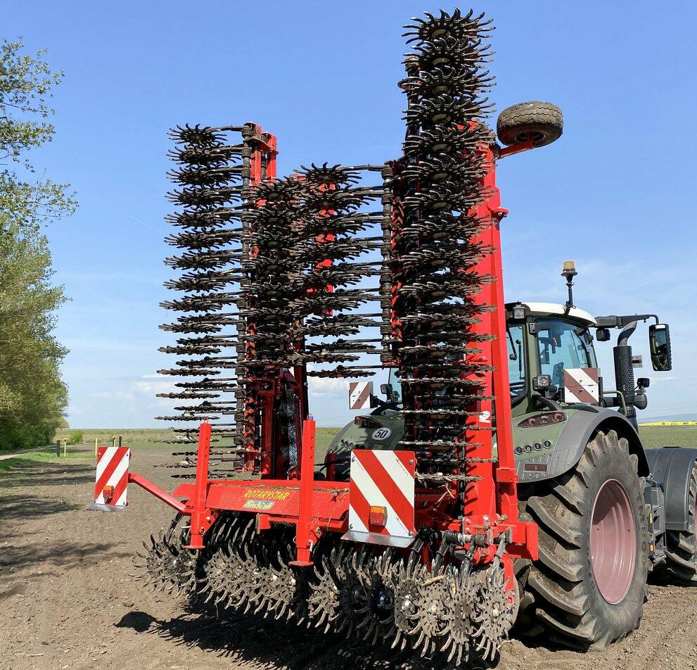 Neue Rotorhacke Rotarystar 900 und 1200