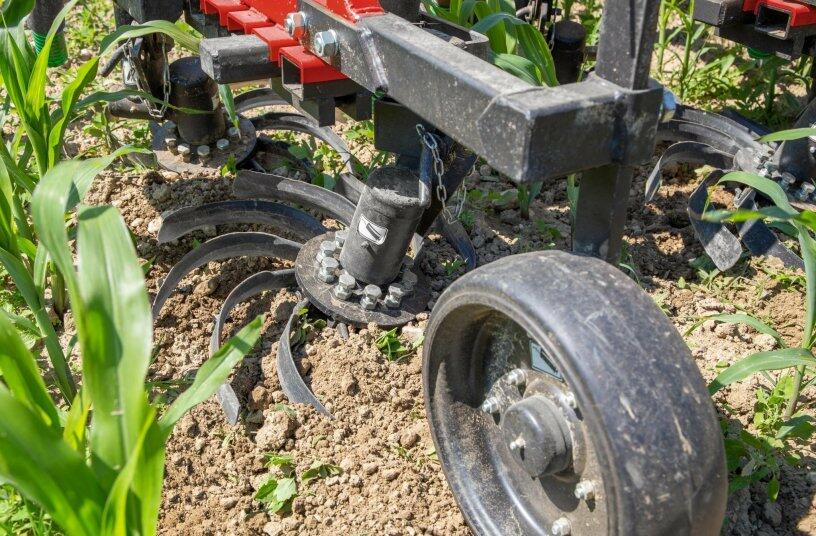 Fliegl steigt in die Hacktechnik ein