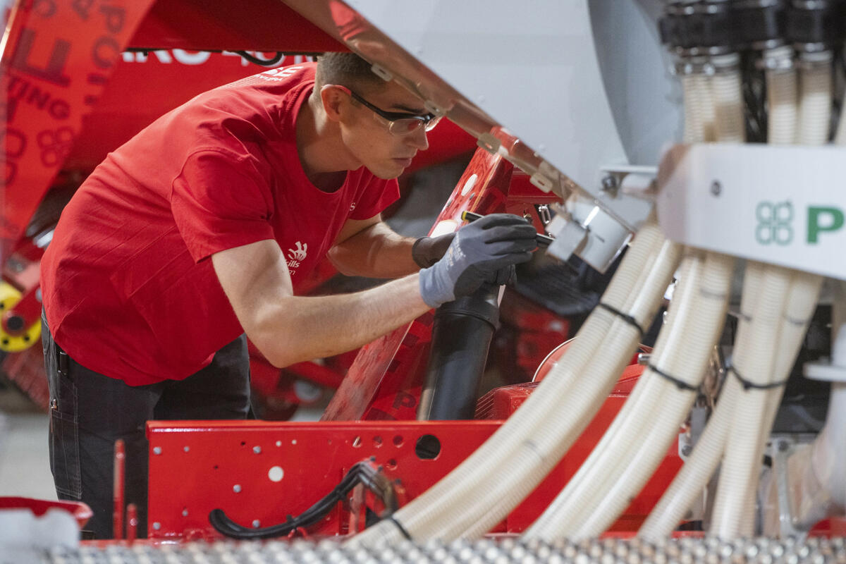 EuroSkills: St. Galler Landmaschinenmechaniker ist Europameister
