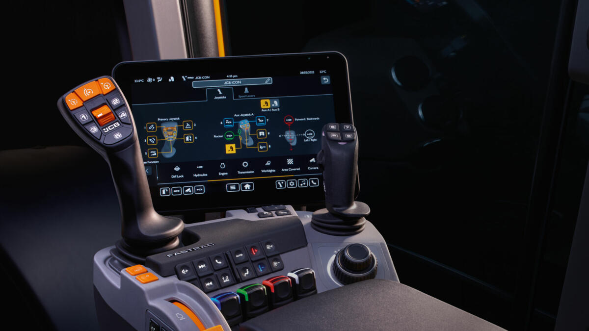 Neuer Fastrac 4000 und 8000 iCon