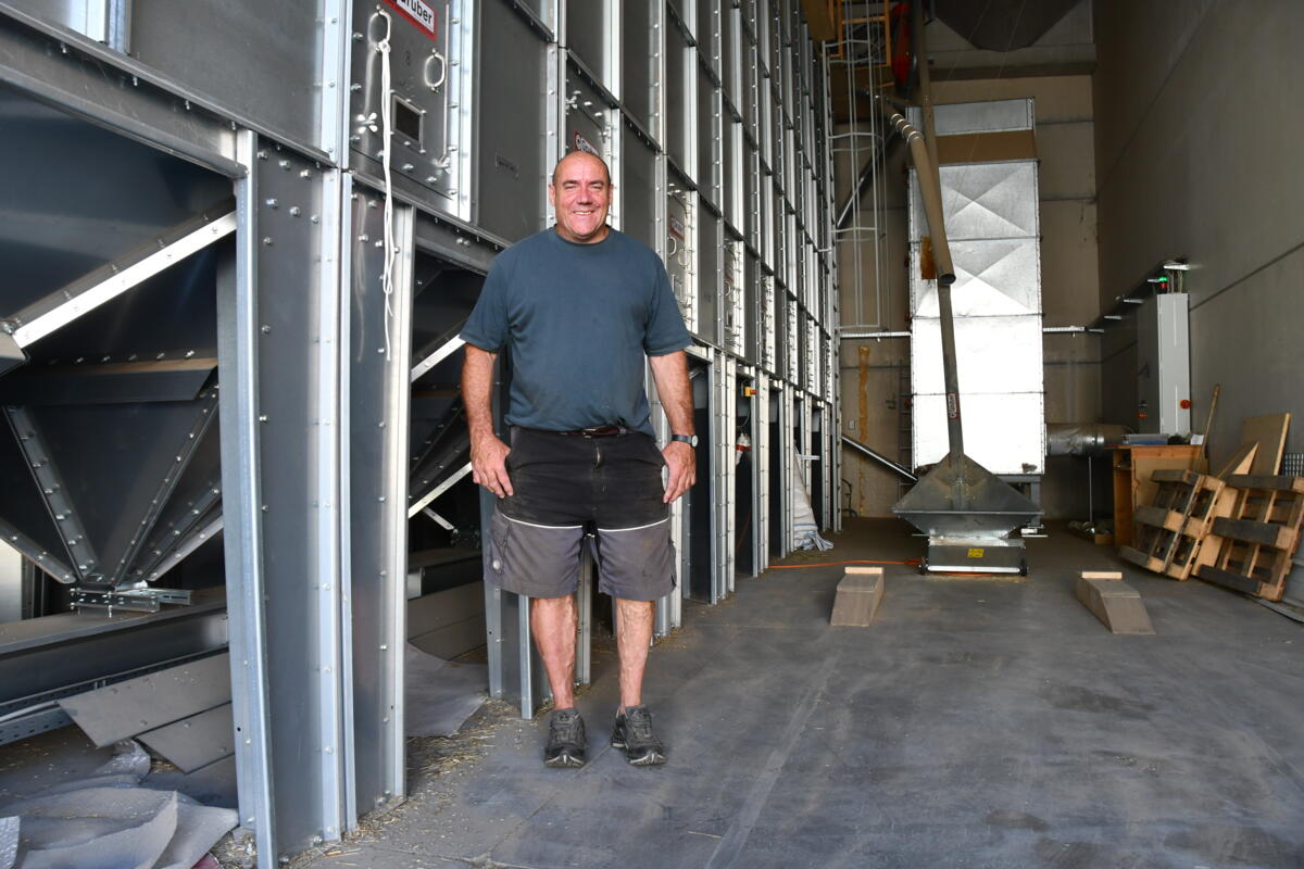 Johannes Fallet, Präsident der Società Graun Val Müstair, freut sich über die Unterstützung von fenaco Engagement für das Val Müstair.