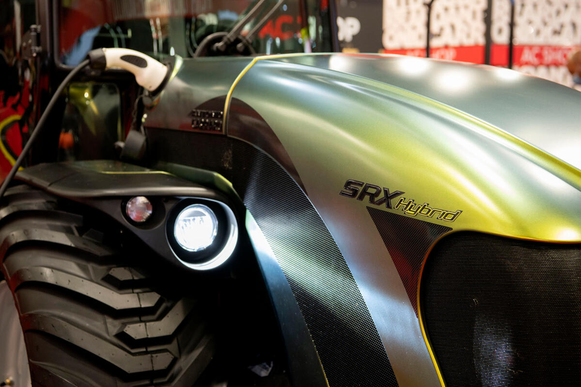 SRX Hybrid (102 PS): es entsteht Concept mit der ACHybrid-Technologie