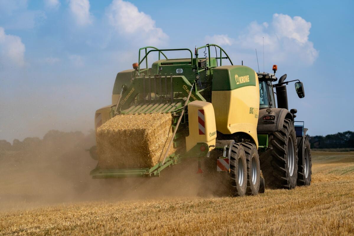 Krone V-Knoter und PowerClean auf der BiG Pack 1290 HDP II