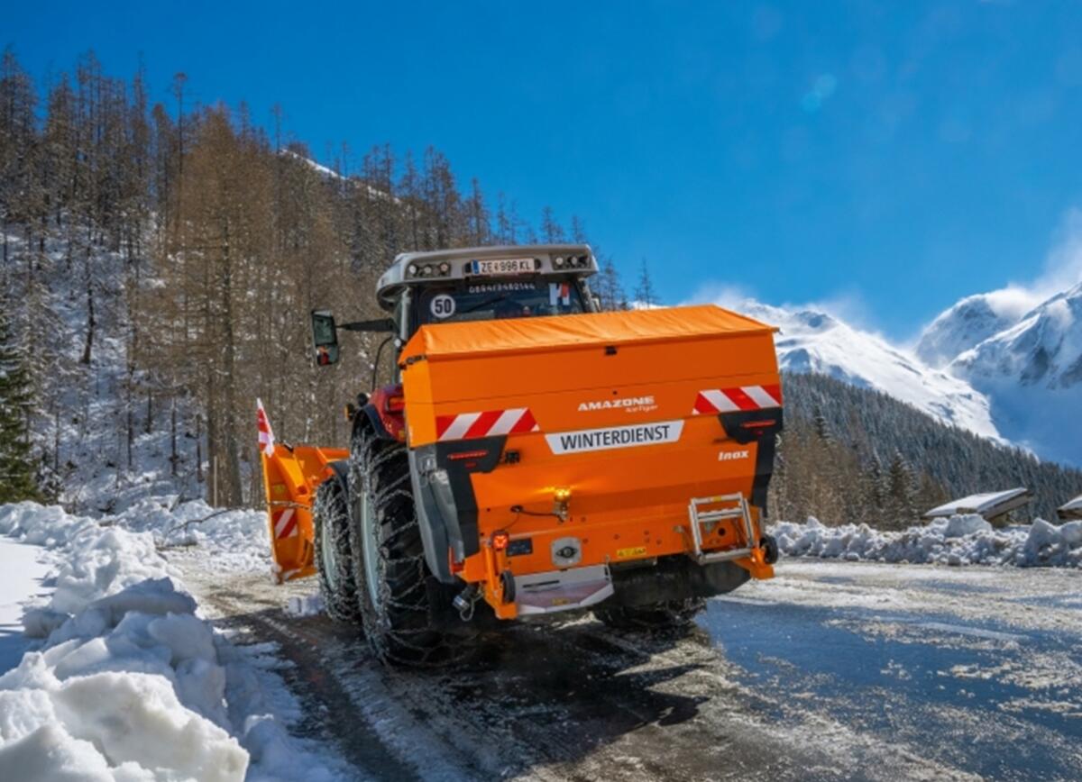 Neue Amazone Winterdienststreuer IceTiger Inox 