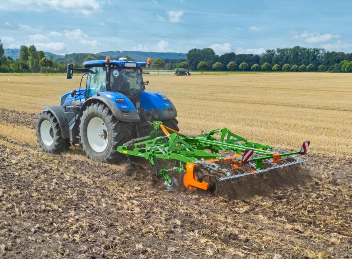 Neue Amazone Doppel-Federringwalze DFW 580 