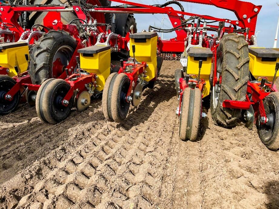 Grimme Matrix avec soutien de pression hydraulique