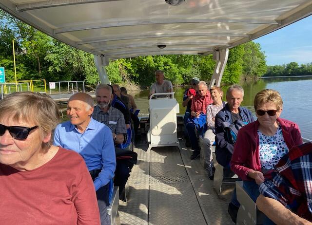 Bootsfahrt auf dem Fluss Strug