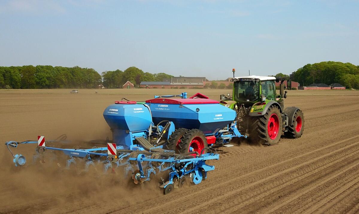 Semoir Lemken Azurit avec système DeltaRow