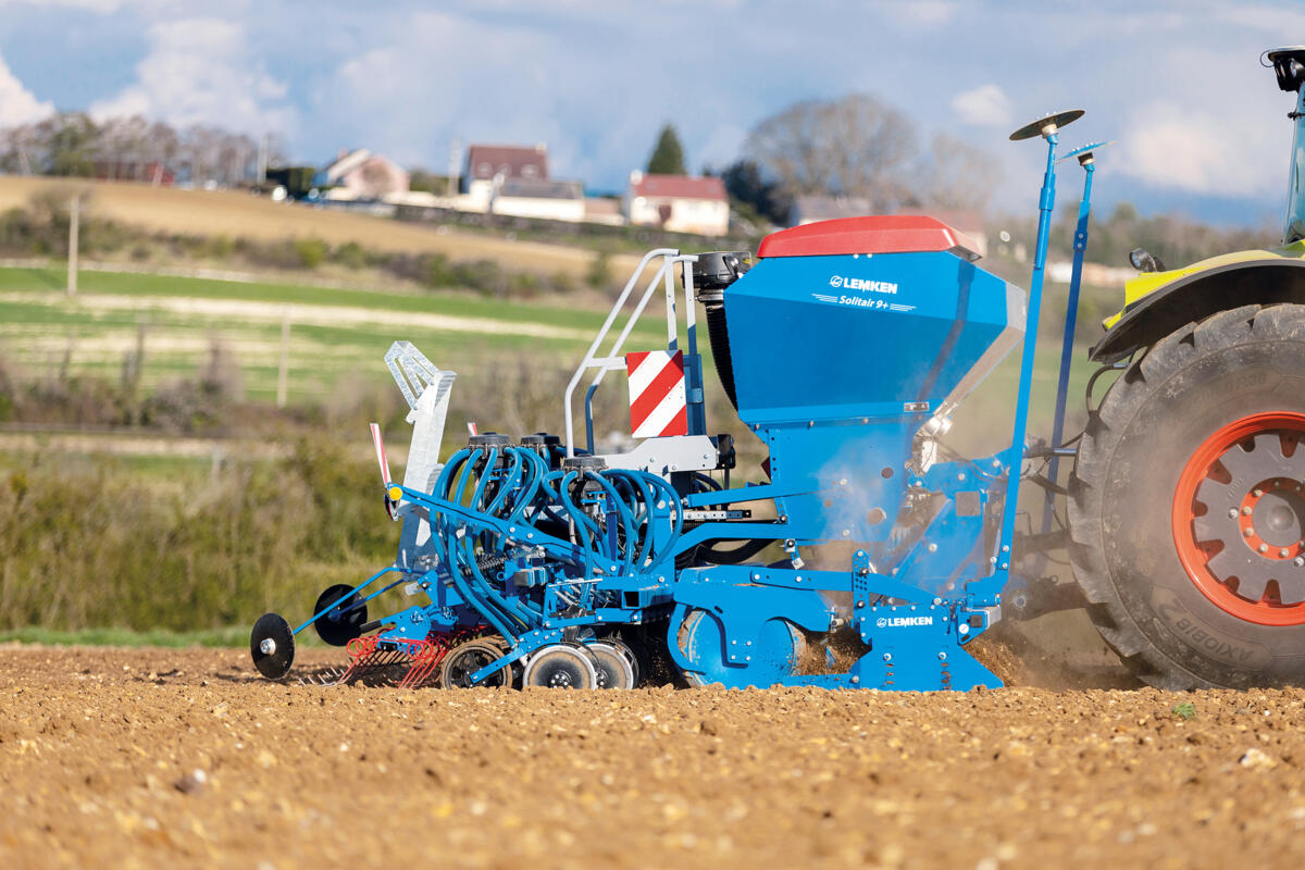 Plus de diversité dans les semis –  Lemken Solitair avec double trémie de semences