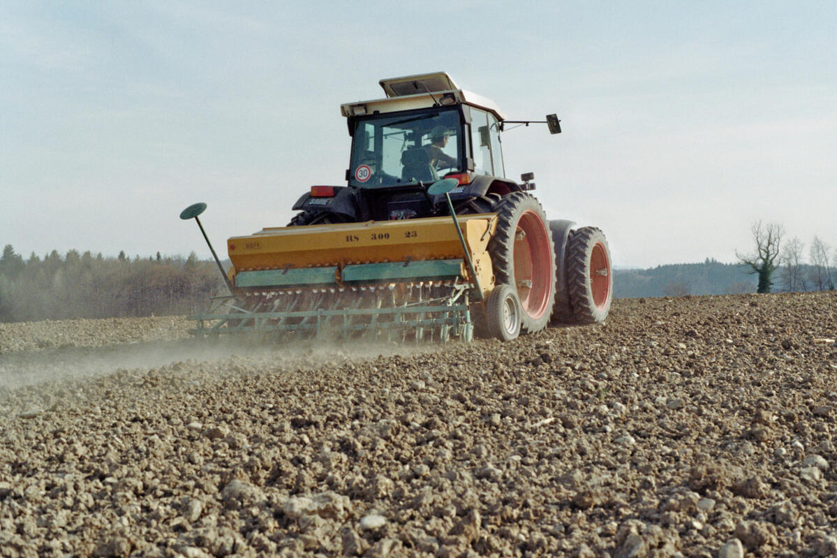 La terre agricole doit être utilisée de manière économique.