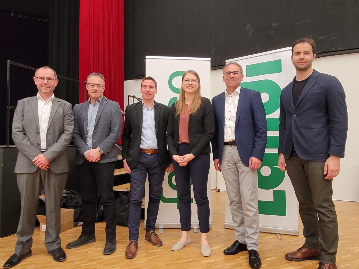 Die Redner des diesjährigen MAXI-Events (von links): Fortunat Schmid, Michel Nick, Basil Rüttimann, Jasmin Meile, Joseph von Rotz und Alban Muret.