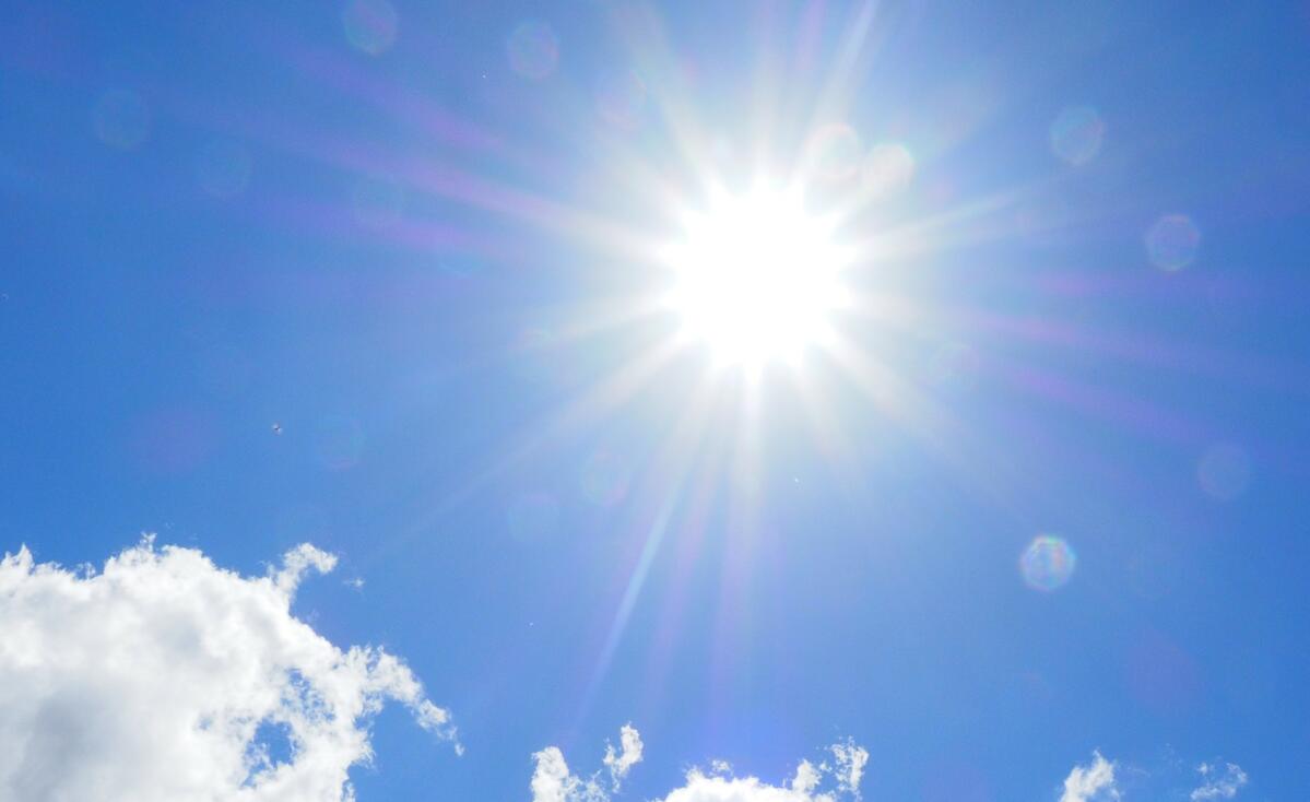 Muss ein Betrieb seinen Angestellten die Sonnencreme bezahlen?