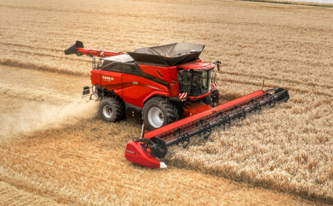 New G500V VariCut headers boost Case IH combines’ performanc_697598