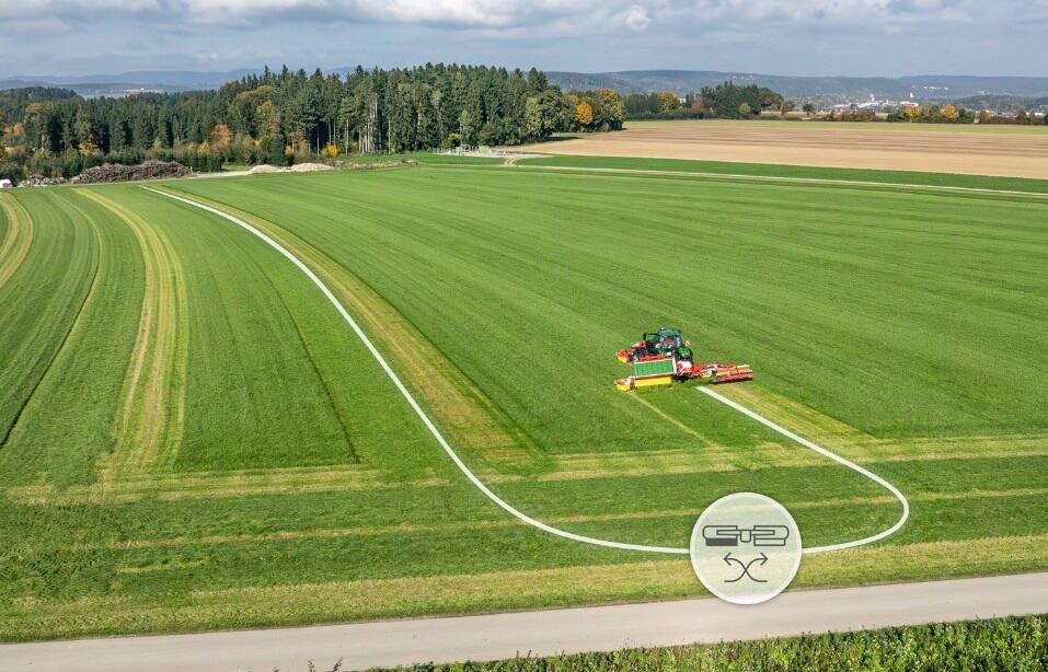 Novacat V 10000 avec dépose automatisée des andains  