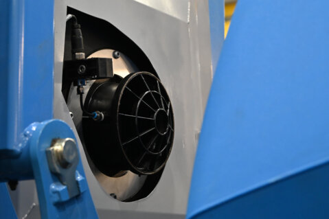 P1_LEMKEN_iQblue fan automation