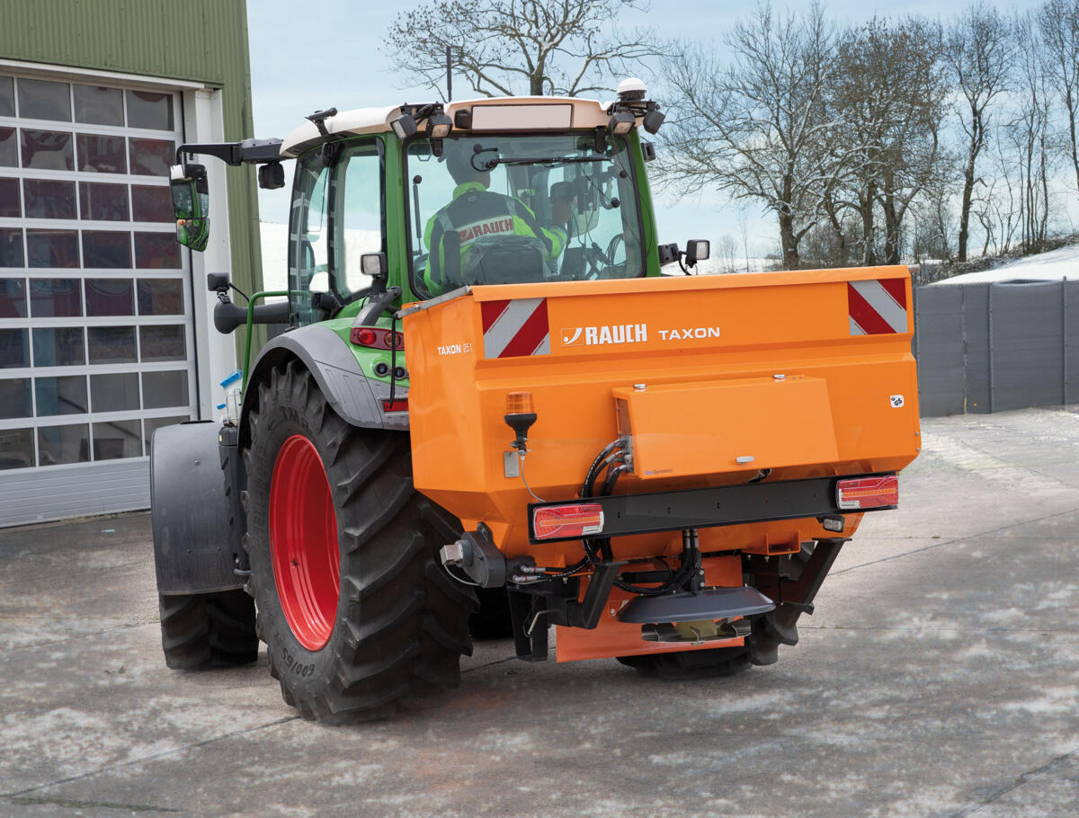 Taxon: distributeur pour service hivernal dans le segment supérieur 