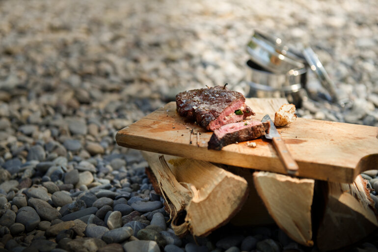 rindshuft_auf_stein_angeschnitten_010419