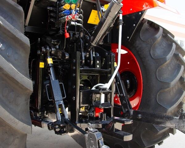 Nouveau tracteur polyvalent Zetor Série 5 