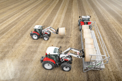 STEYR_New Front Loader_S3814T_with_4110_Kompakt_and_S3917T_with_4120_Multi