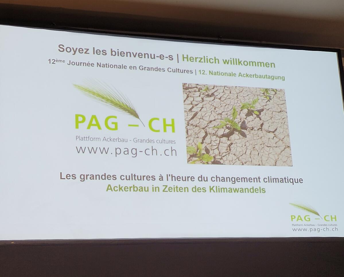 Bei der 12. Nationalen Ackerbautagung in Biel widmeten sich die Teilnehmenden den Herausforderungen die der Klimawandel mit sich bringt.