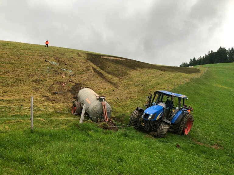 Traktorunfall_Quelle Kapo SG