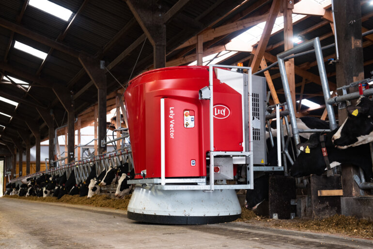 1.5 kg mehr Milch und höhere Milchinhaltsstoffe dank dem mehrmaligen Füttern