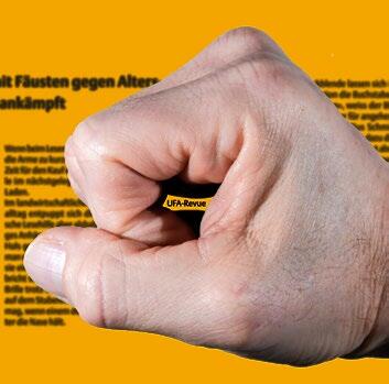 Der Trick mit der Faust ersetzt bei guter Beleuchtung die Lesehilfe.