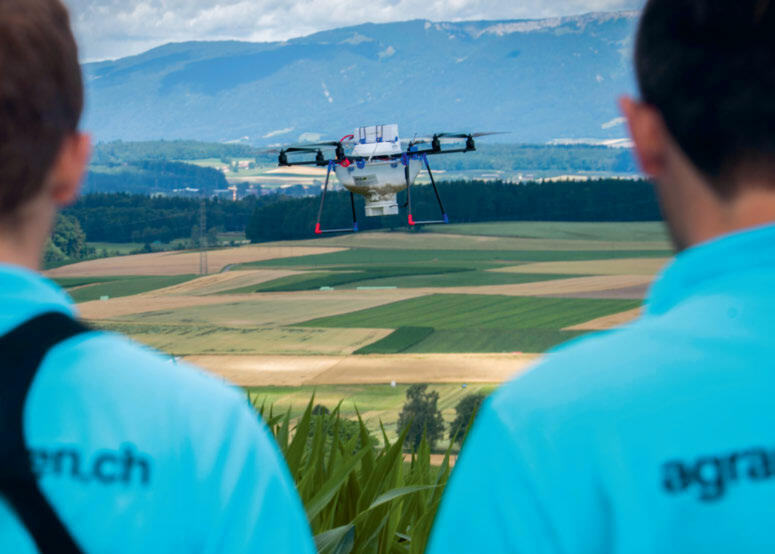 Vereint in die Zukunft: Agroline und die Agrarpiloten bauen den Drohnenservice weiter aus.