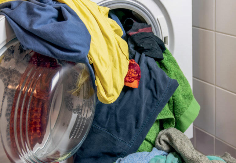 Dans un ménage paysan, la lessive, le nettoyage, la cuisine et les courses représentent une charge de travail d’environ 60 à 70 %.