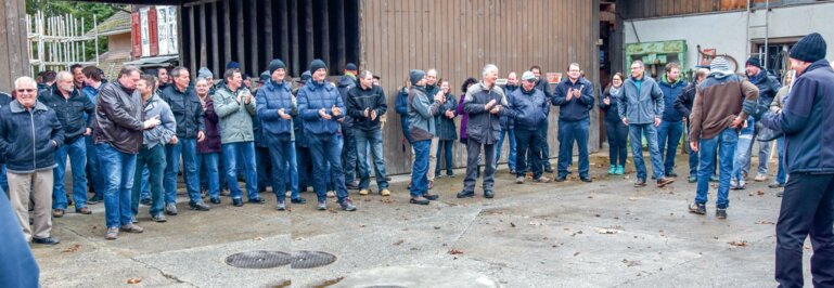 Die Toro-Tagung startete auf dem Betrieb der Familie Egloff.