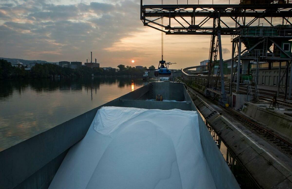 Suppression de bateaux à Auhafen Muttenz : Landor fait tout ce qui est en son pouvoir pour proposer des engrais à ses client·es dans un contexte diffici...